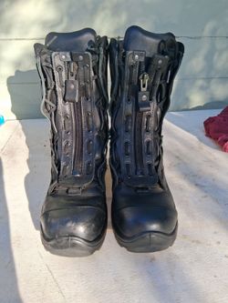 Haix Airpower Boots 10.5 Med  Size Steel Toes, slip Resistant   First Responder, Fire Fighter