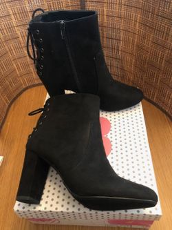 'D' Black Suede Boots w/Heels - size 9 - Reduced