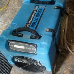 Dri-Eaz Revolution LGR Dehumidifier (F413)