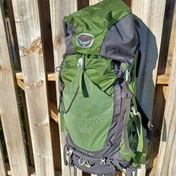 Osprey Volt 60 Hiking Backpack