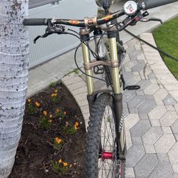 Specialized Enduro M5 Competition Bike