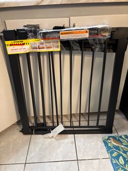 Cumbor safety gate