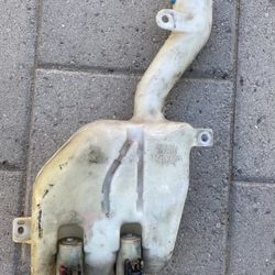 OEM Honda Windshield Wiper Fluid Reservoir 