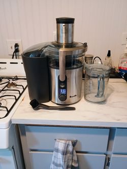 Breville Juicer