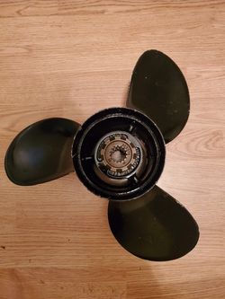 🚨 3 Blade Propeller Great Condition 🚨 14X23