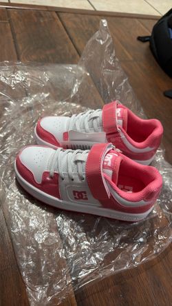 Kids size 1 sneakers