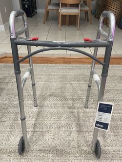 Adjustable Height Foldable Walker with wheels