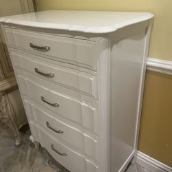 Sherrill Furniture Chest