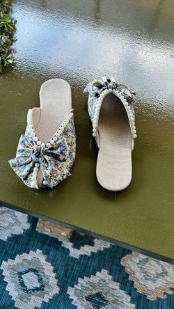 Shoe