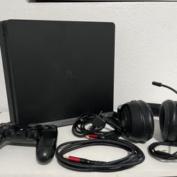 PlayStation 4 Slim PS4