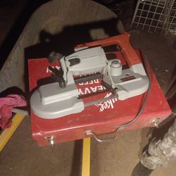 Milwaukee Heavy Duty 4-3/4 Deep CUT Band Saw