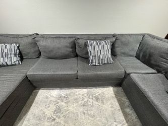Sectional couch