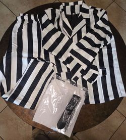 Size Large Men's Beetlejuice Halloween Costume Suit