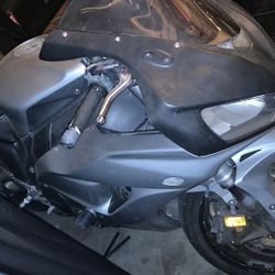 2006 Honda cbr 1000 Street Bike
