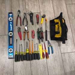 Lots Of Klein Tools , Hand tools 
