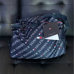 Tommy Hilfiger Duffel Bag 