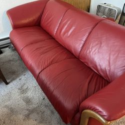 Ekorness Stressless  Teak And Leather Sofa Set 