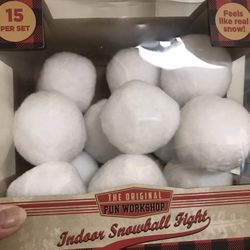 Indoor Snowball Fight Kit