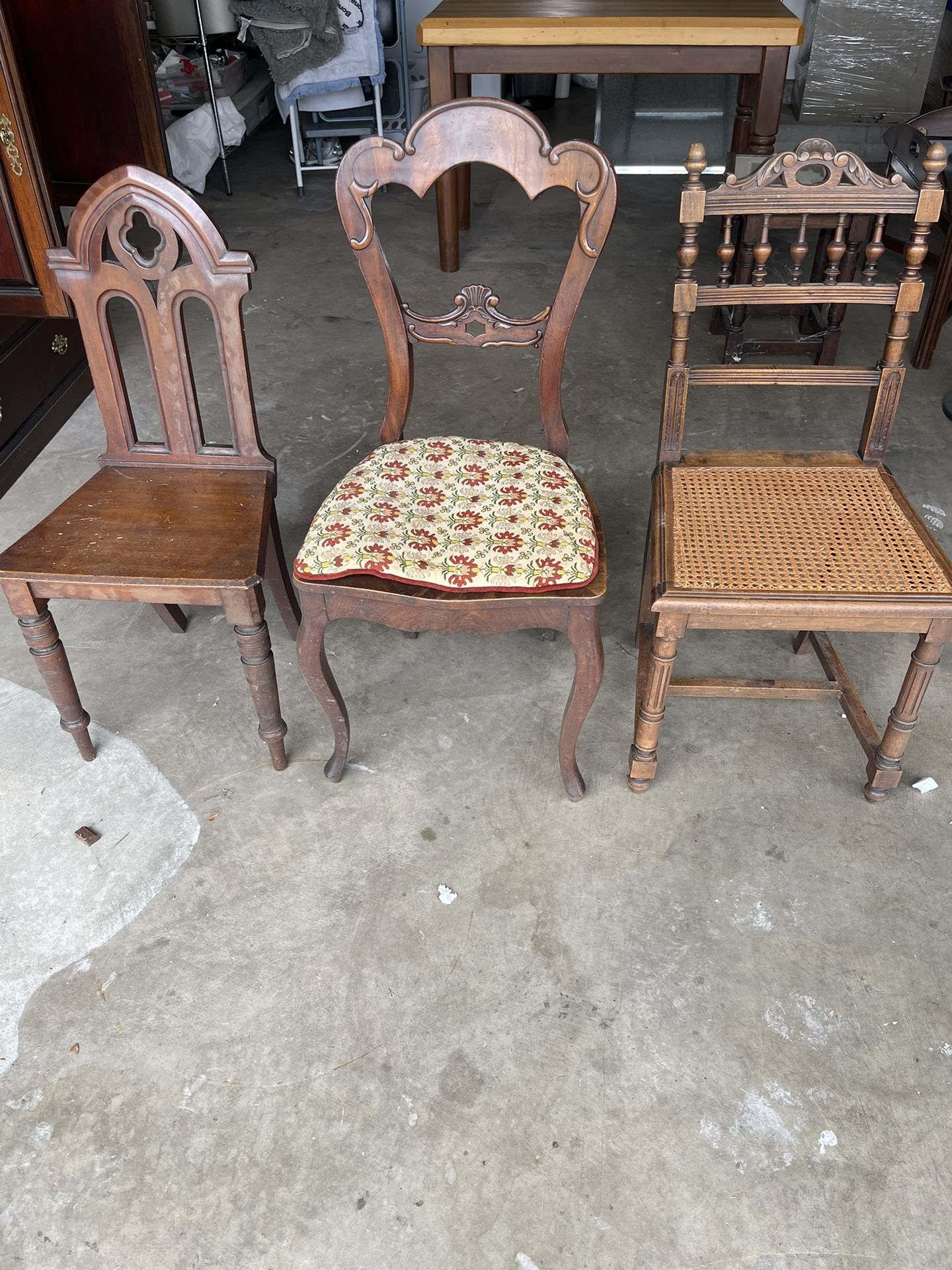 Center Antique Chair