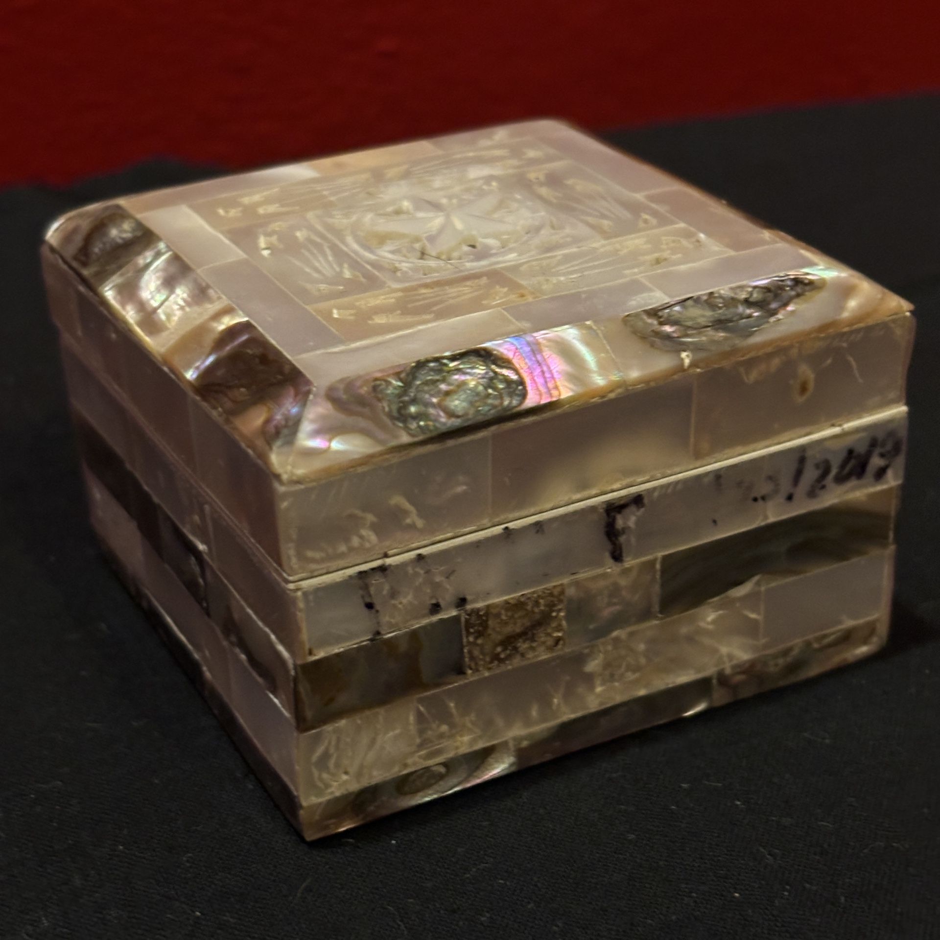 Trinket box made with Avalone beautiful