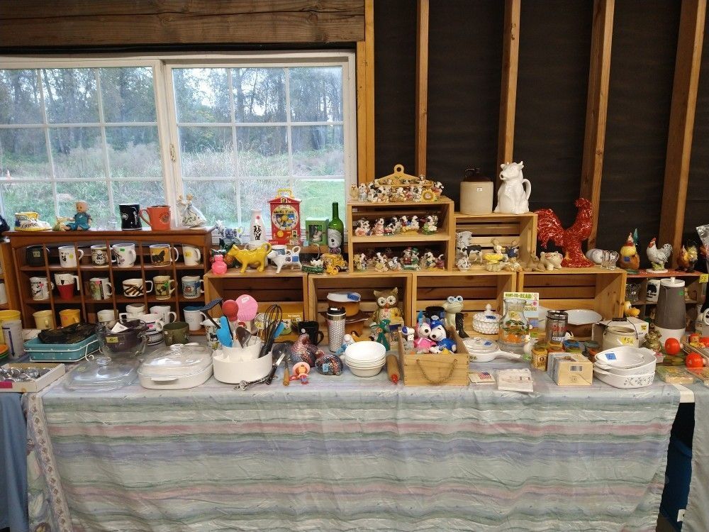 Big Inside Garage Sale In Sumner