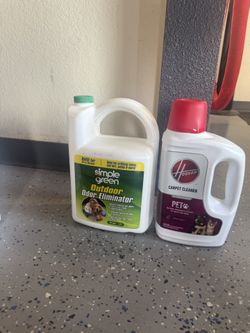 Hoover Pet Carpet Cleaner Solution, 64 oz., Tropical Breeze Scent, Deep Cleaning Carpet Shampoo Solution, Eliminates Urine Stains and Odors, Pair with