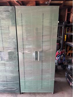 Wardrobe with 2 doors grey