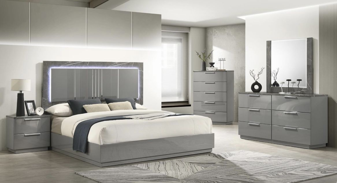 Modern Italian Lacquer Bedroom Set – SALE $1298! 🔥