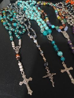 NEW! Custom handcrafted rosaries $25 each