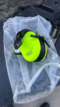 Brand New Vanderfields Ear Protection Shooting Construction Maintenance 