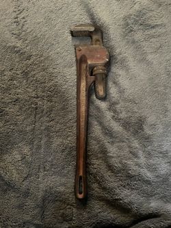 18 In Pipe Wrench 