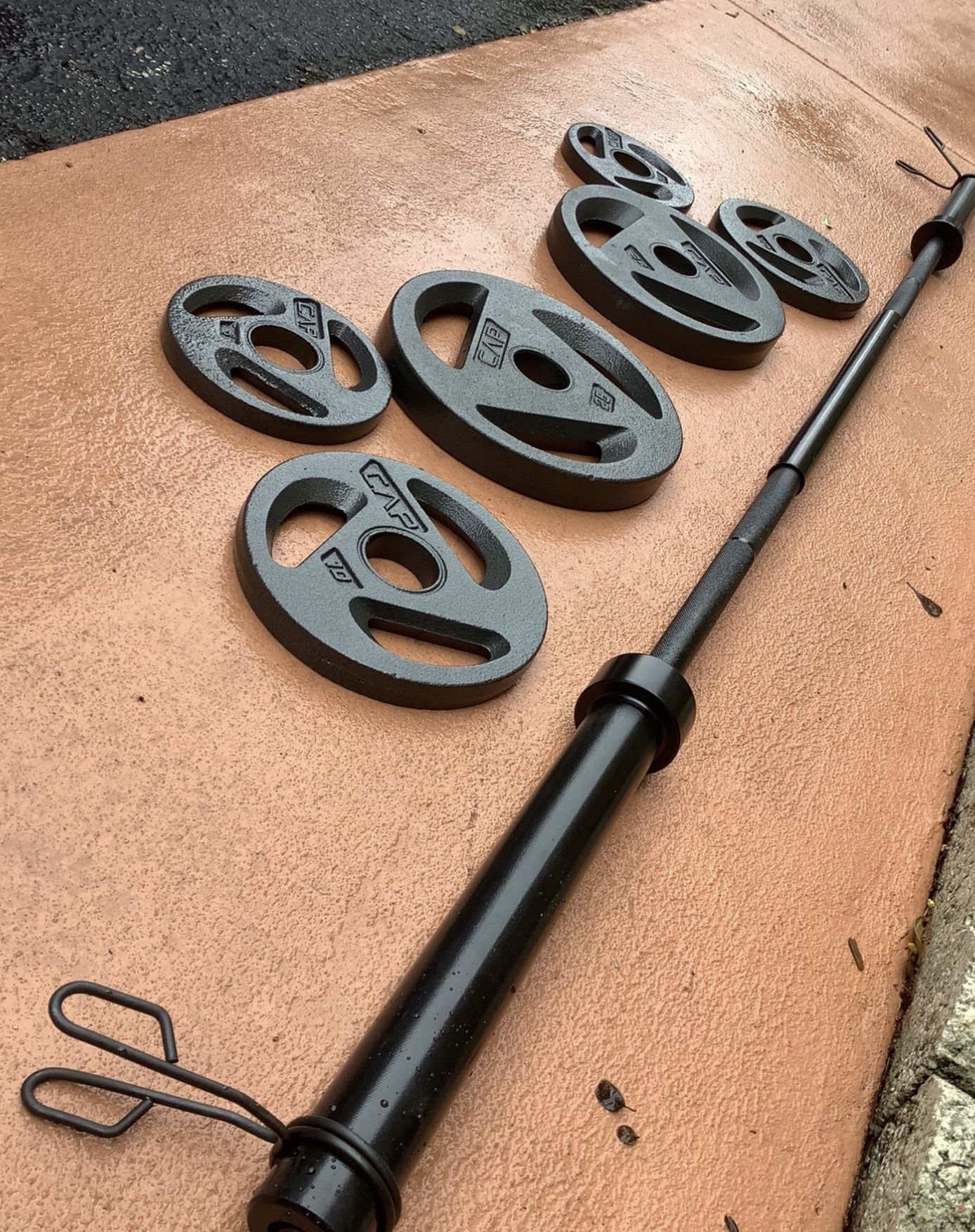 7ft Olympic 2 Inch Barbell With 25x2 10x2 5x2