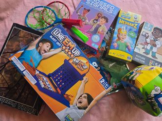Bundle of  assorted Toys