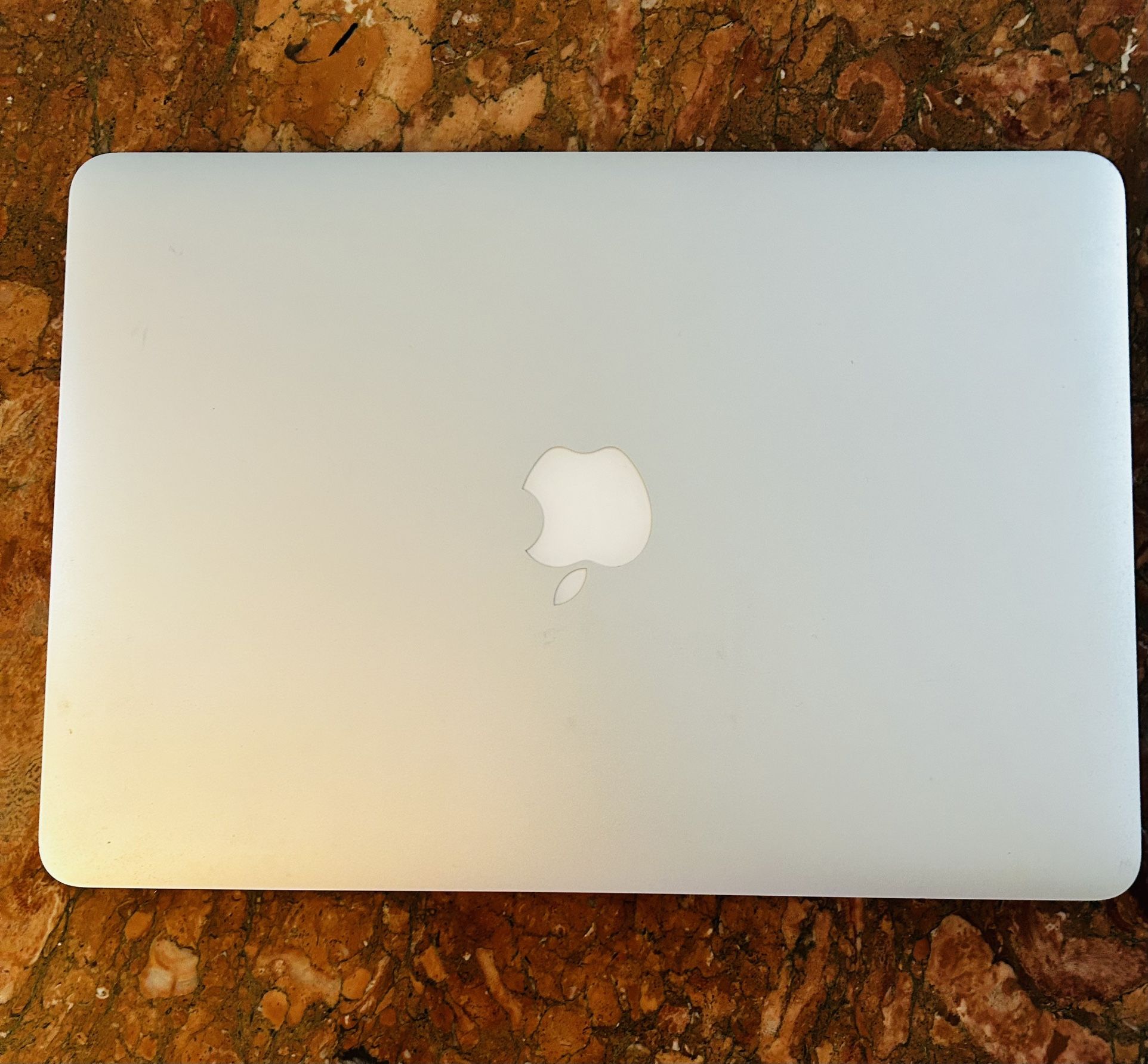 iMac Pro Late 2015 Lap Top 13 Inch