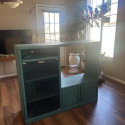 Entertainment center / TV stand