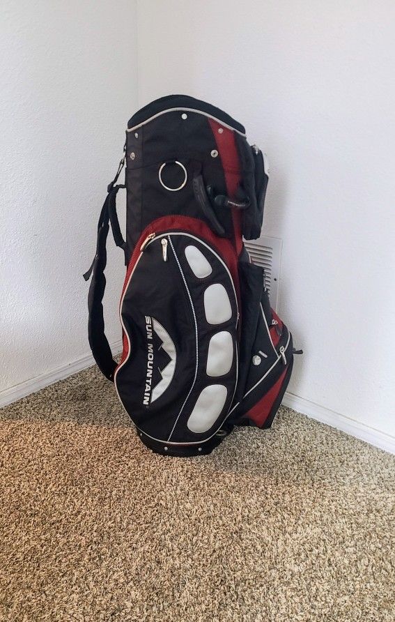 Like New SUN MOUNTAIN C-130 Golf Cart Bag