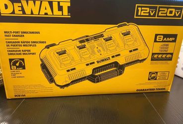 DEWALT 4 Port Fast Charger DCB104 NEW IN BOX