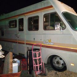 88 Fleetwood Bounder