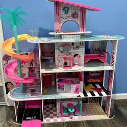 LOL Doll House 