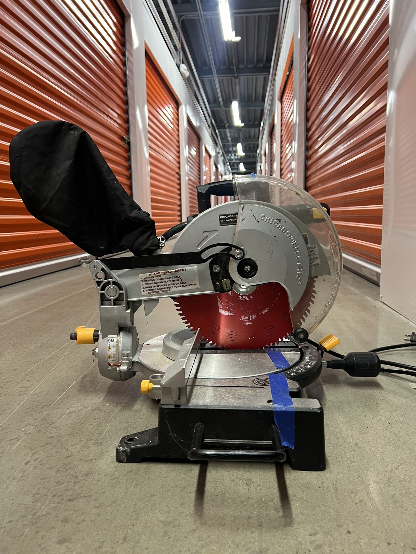 Chicago Electric Mitre Saw