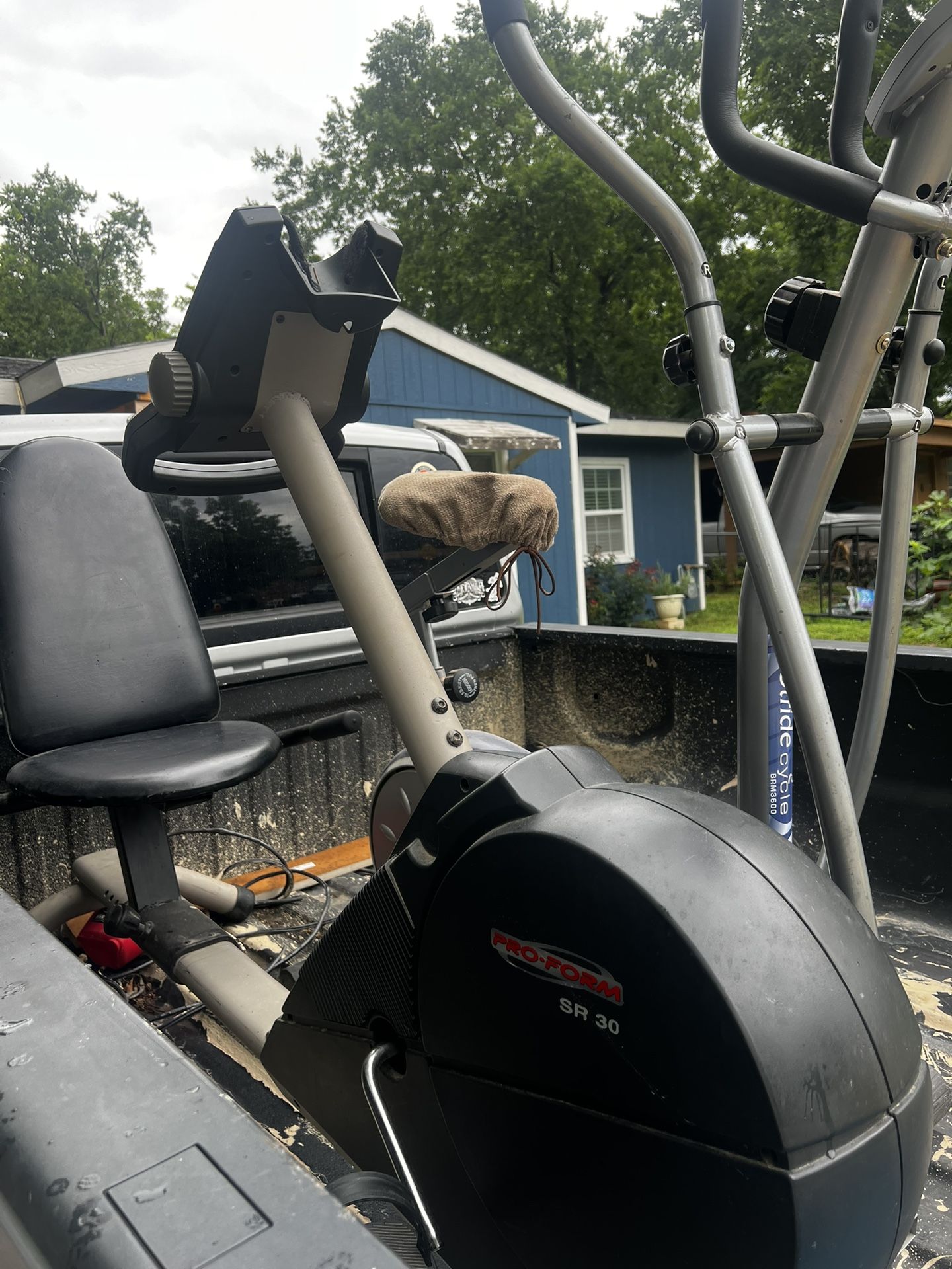 Proform Exercise Proform Sr30 Review Lsg 210 Spin Bike