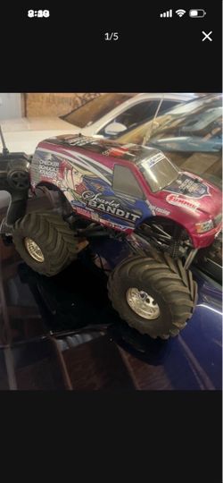 Hpi Wheely king 1/12 scale