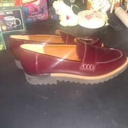 Brand New Women's Franco Sarto Burgundy Shoe's Size 7.5