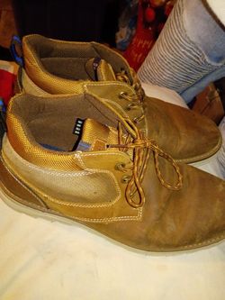Born In Milwaukee Shoes Size 10