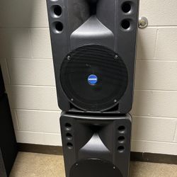 Mackie Sound System
