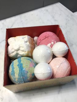 Bath bombs