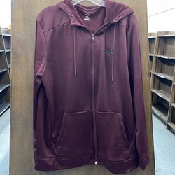 Under Armour sweater Item No. 172 (Shopgoodwill)