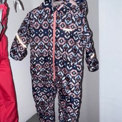 2t Patagonia Snow Suit