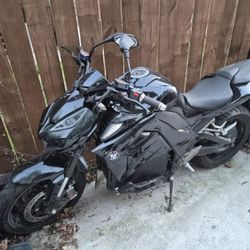 2020 Boom Moto