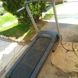 Treadmill 